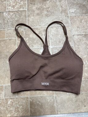 White Fox Boutique Brown Ribbed Seamless Racerback Sports Bra